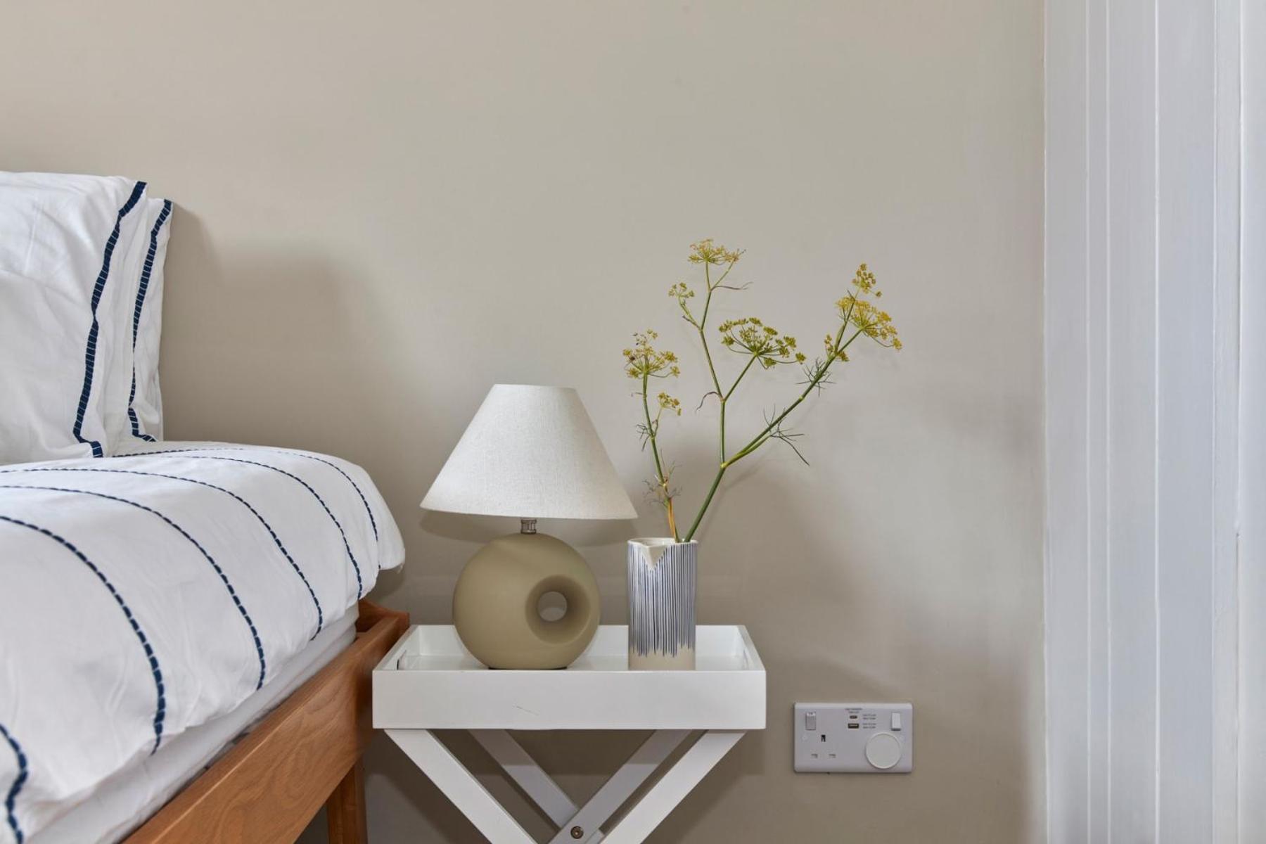 דיל Bosun Cottage - Boutique Retreat On The Beach מראה חיצוני תמונה